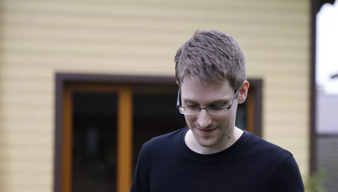 Edward-Snowden